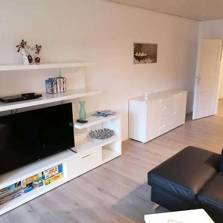 Neue Ferienwohnung In Brilon Appartamento *